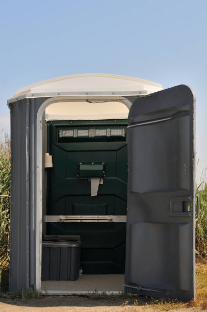 Best Portable restroom trailer rental  in Atlanta, GA